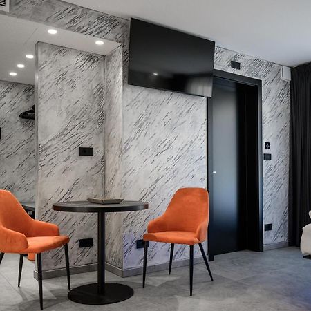 Adv Home - Exclusive Rooms Bolzano Luaran gambar